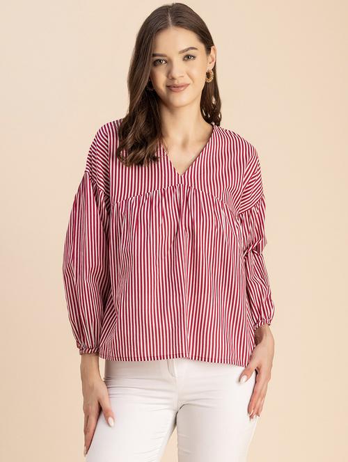 women striped long sleeves straight top - 20694643 -  Standard Image - 0