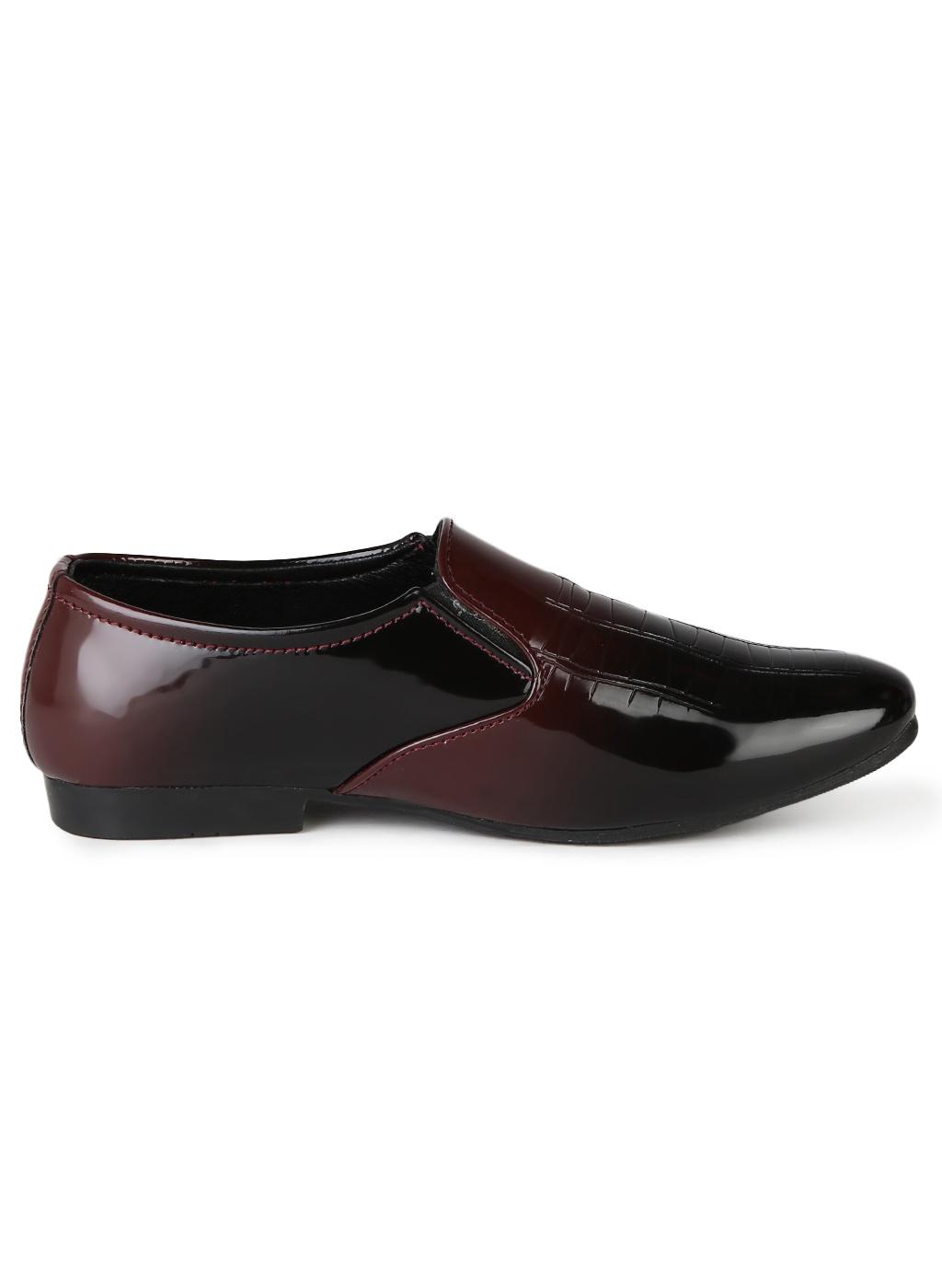 cherry synthetic casual shoes - 20702332 - Standard Image - 2