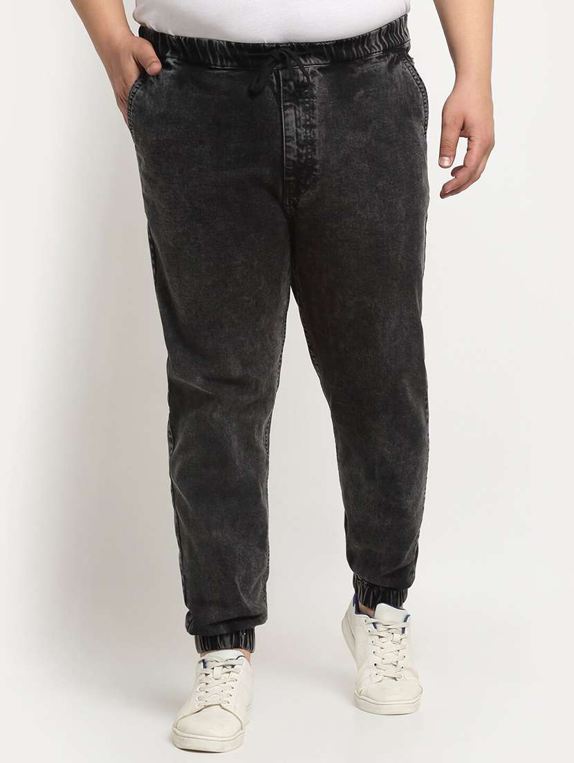 men solid mid rise jogger