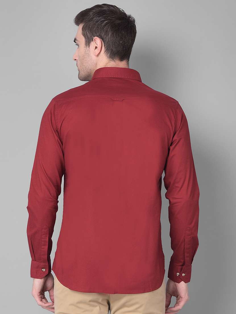men maroon cotton solid casual shirt - 20727651 - Standard Image - 2
