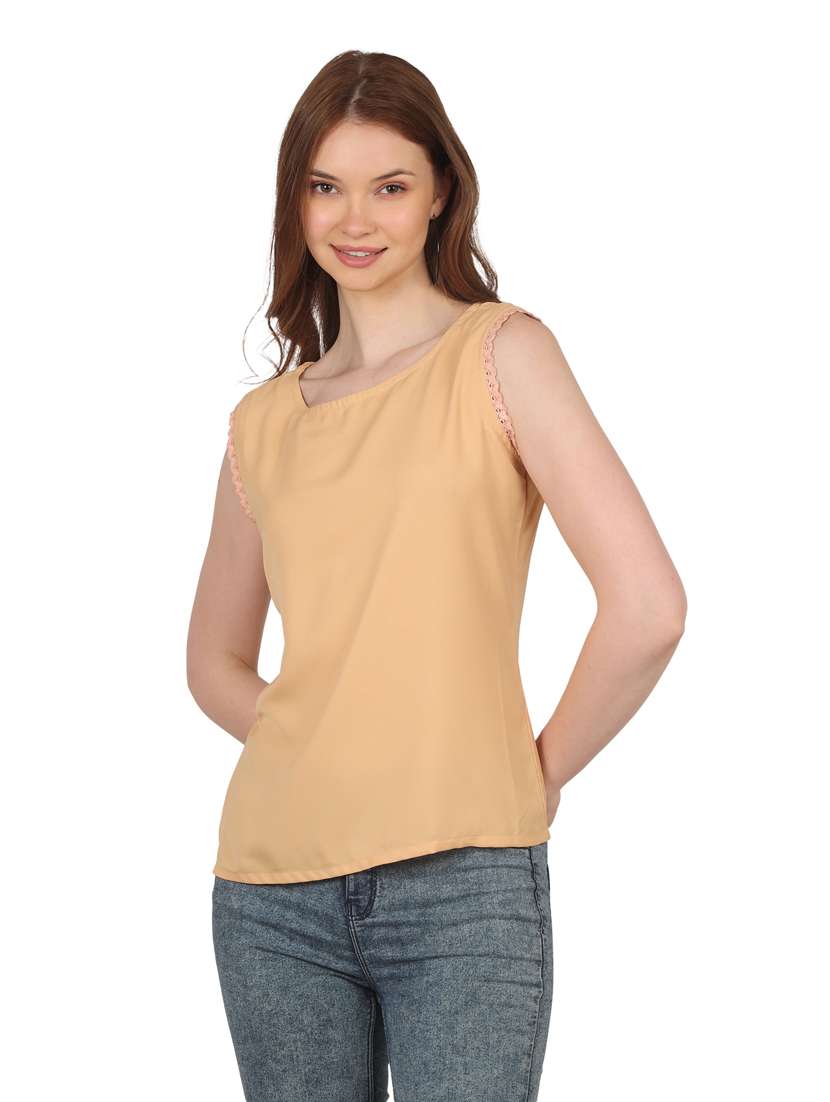 women solid round neck sleeveless top