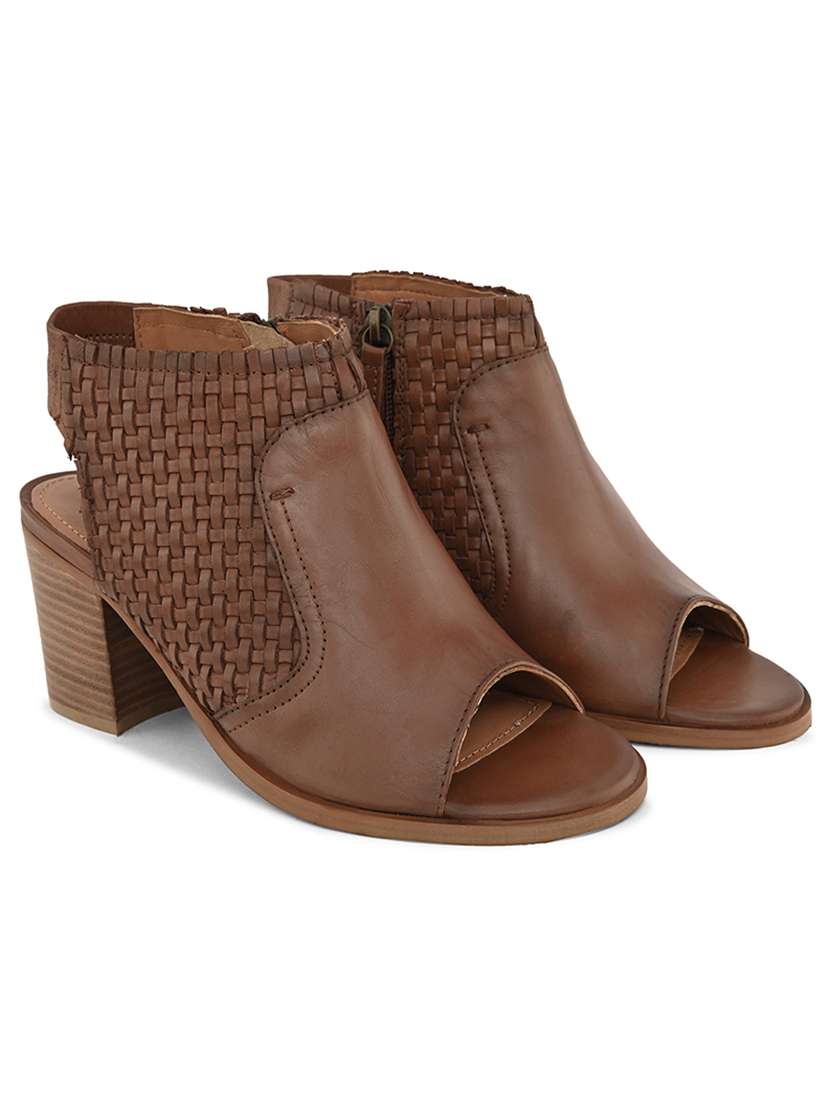 Hosis Brand Tan Back Strap Sandal