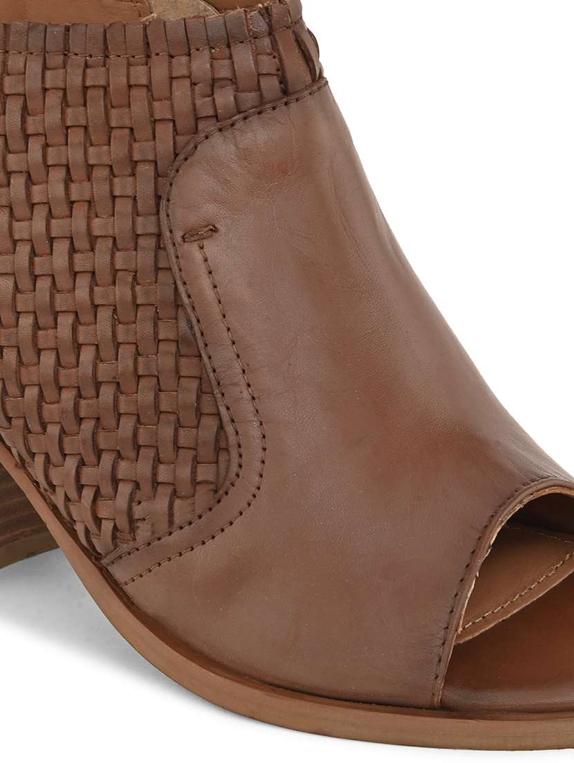 Hosis Brand Tan Back Strap Sandal