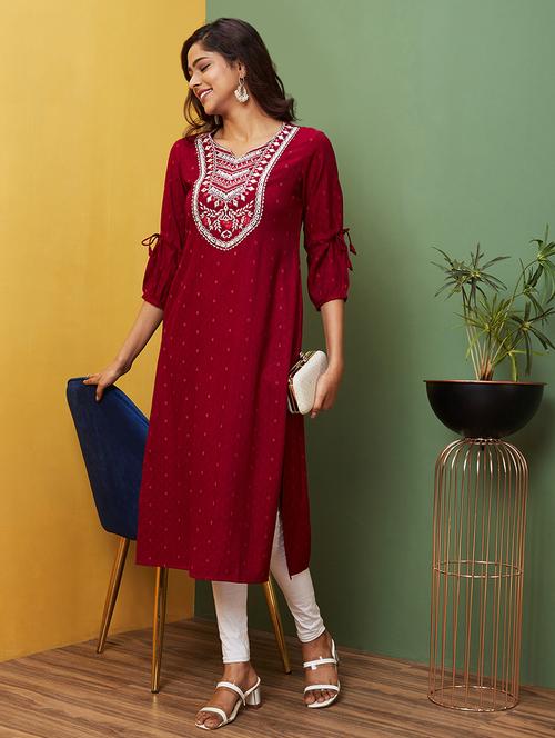 women embroidered a-line kurta - 20755955 - Standard Image - 0