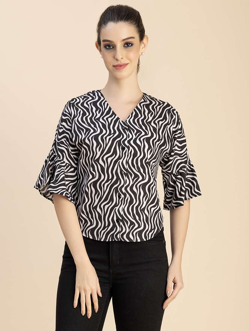 black printed button detailed regular top