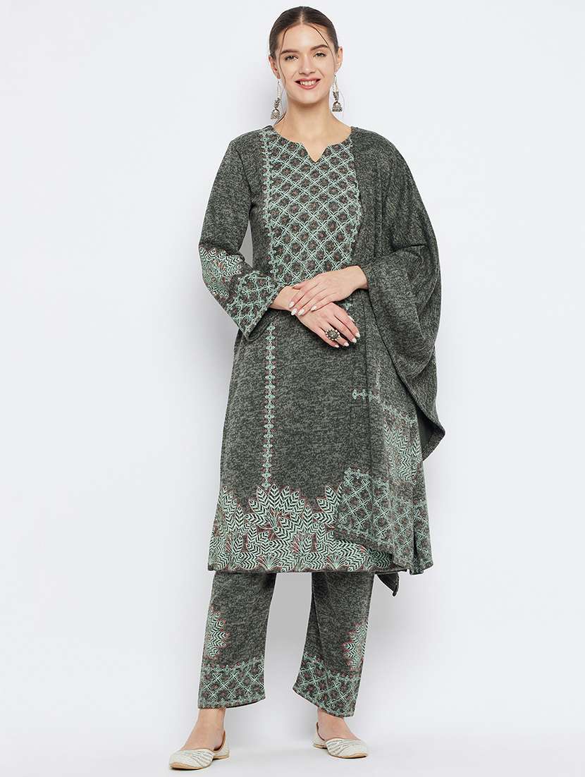 women green self-designed woolen kurta
