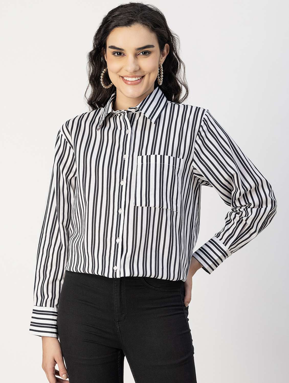 women striped long sleeves shirt