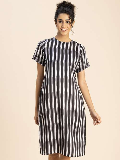 women black stripes printed straight dress - 20817245 -  Standard Image - 0