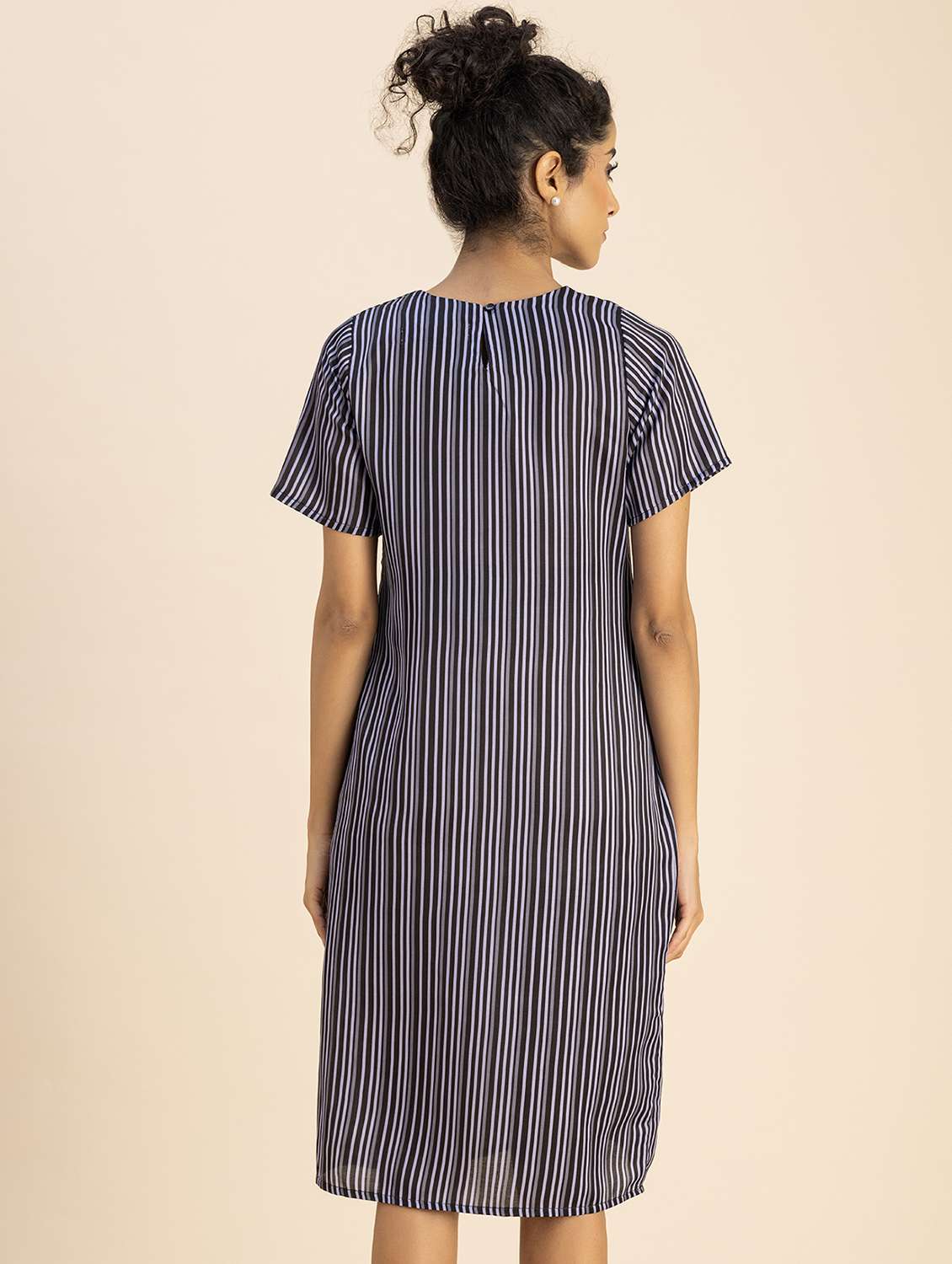 women black stripes straight dress - 20817261 -  Standard Image - 2