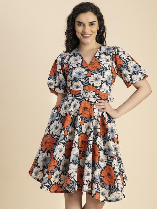 black floral printed fit & flare dress - 20817894 - Standard Image - 0