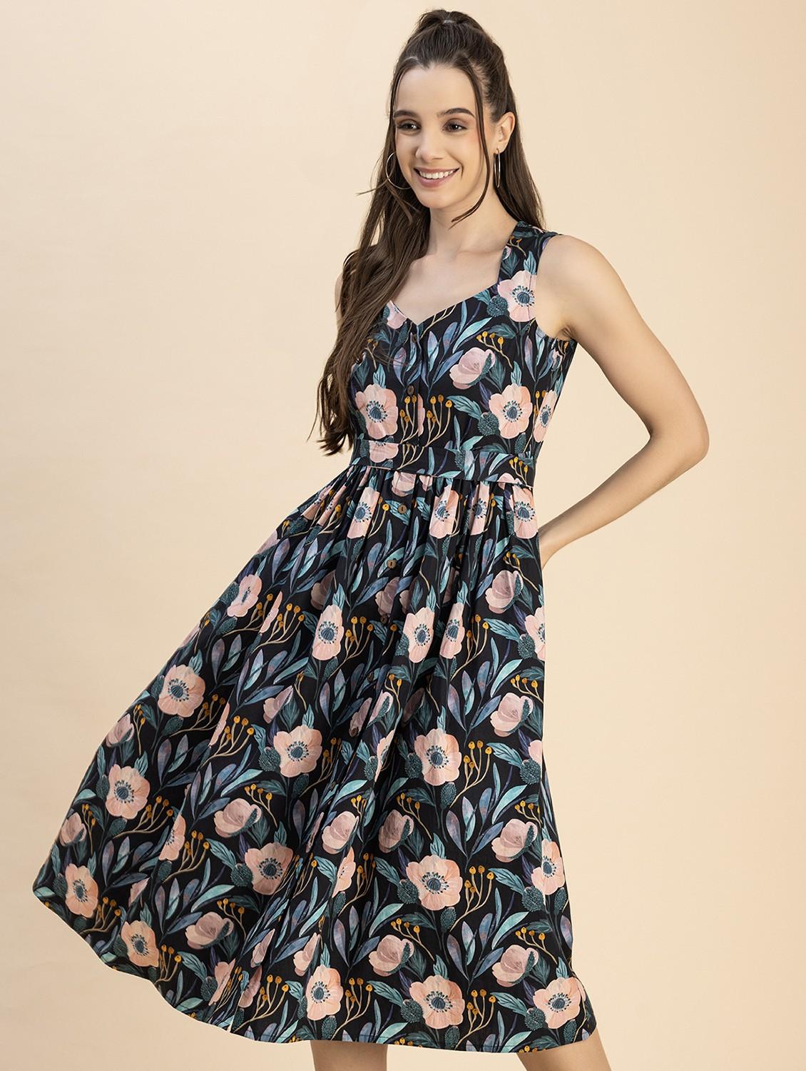 women black floral printed fit & flare dress - 20817904 - Zoom Image - 0