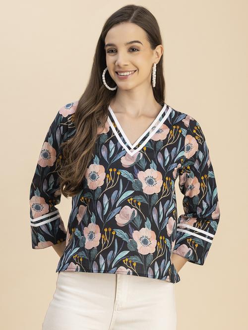 black floral printed detailed regular top - 20817984 -  Standard Image - 0