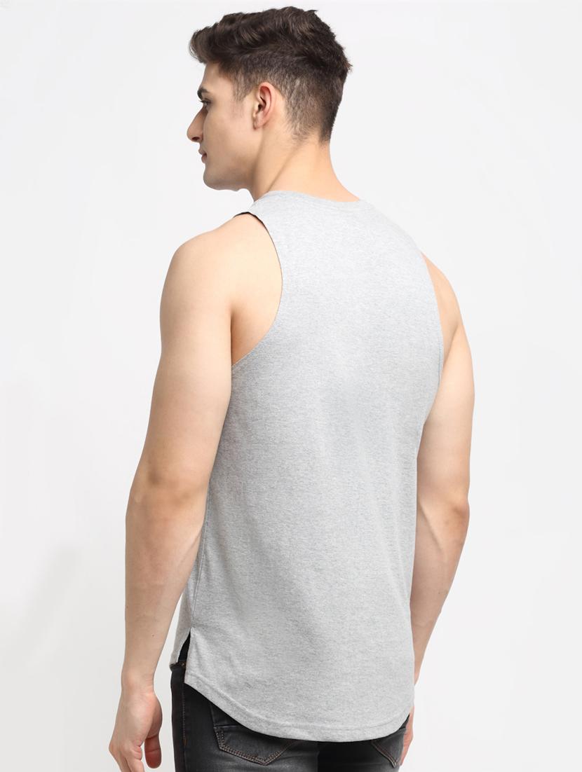 men round neck chest print t-shirt - 20822304 - Standard Image - 2