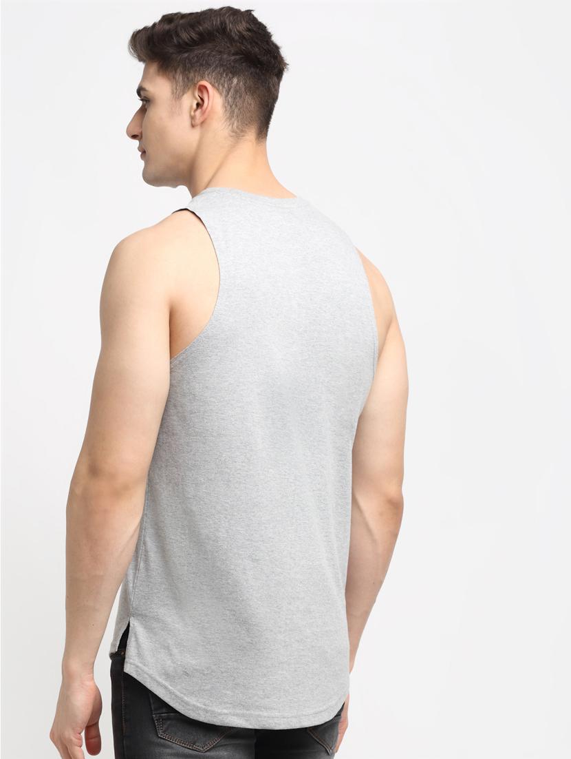 men round neck chest print t-shirt - 20822315 - Standard Image - 2