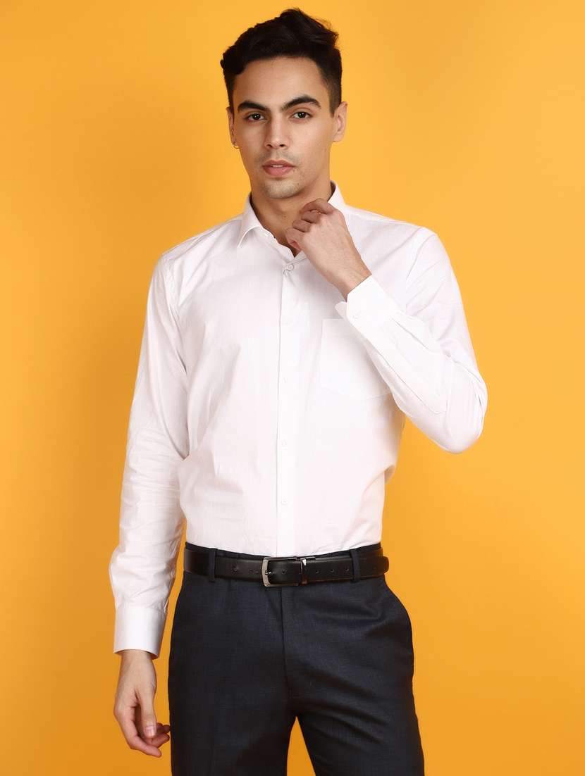 men white regular fit long sleeved formal shirt