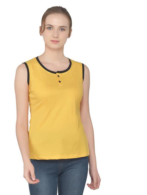 women solid round neck t-shirt - 20842135 - Standard Image - 0