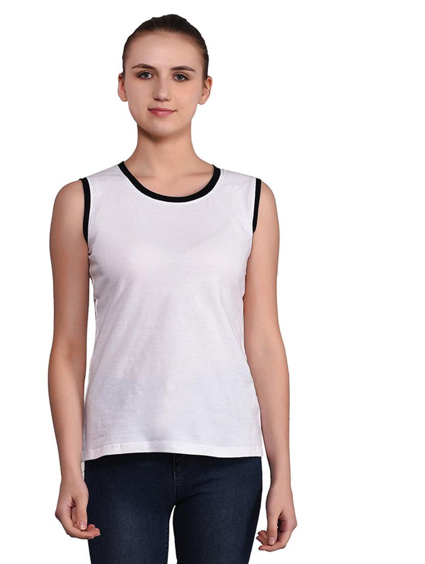 women solid round neck t-shirt - 20842140 - Zoom Image - 0