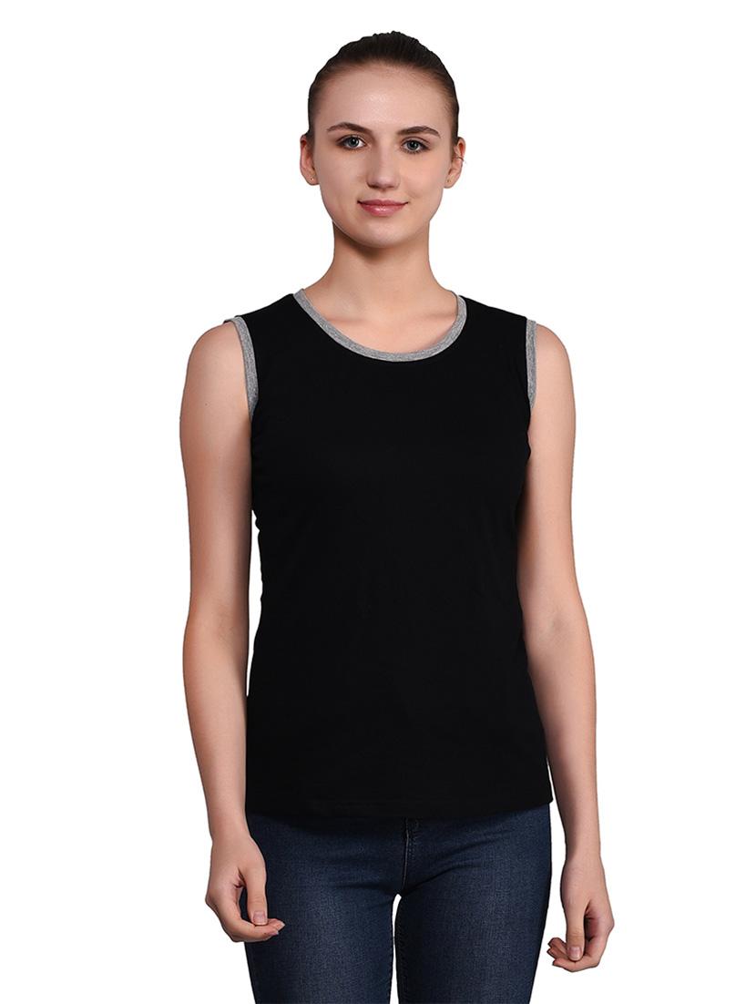 women solid round neck t-shirt - 20842281 - Zoom Image - 0