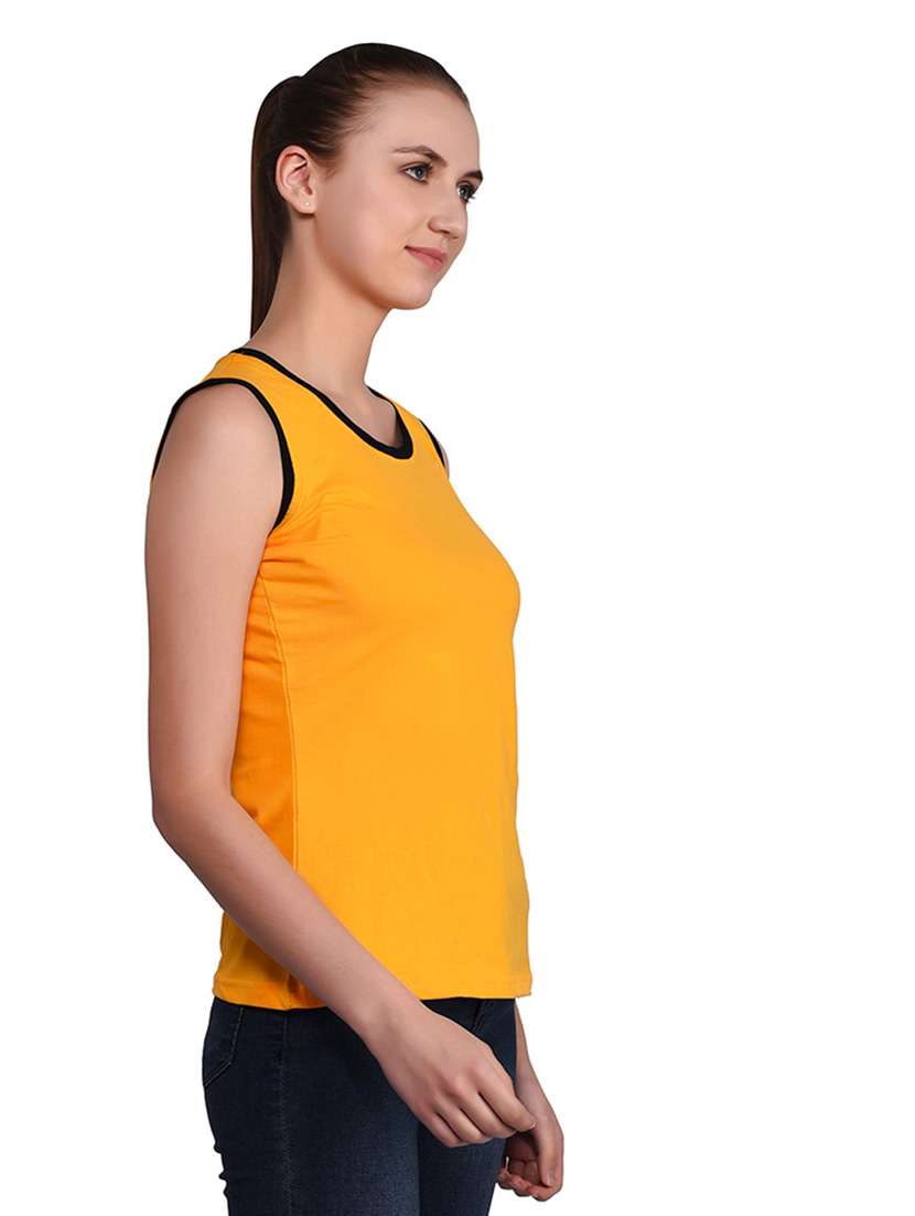 women solid round neck t-shirt - 20842288 -  Standard Image - 2