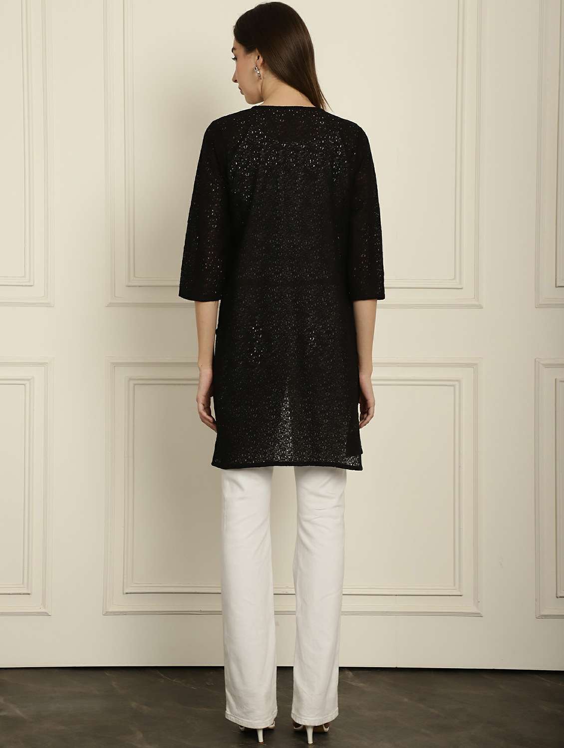 black self design cotton blend shrug - 20844431 -  Standard Image - 2