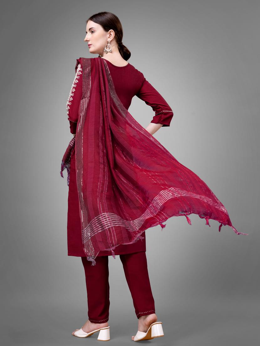 maroon three quarter sleeve kurta pant set - 20844545 - Standard Image - 2