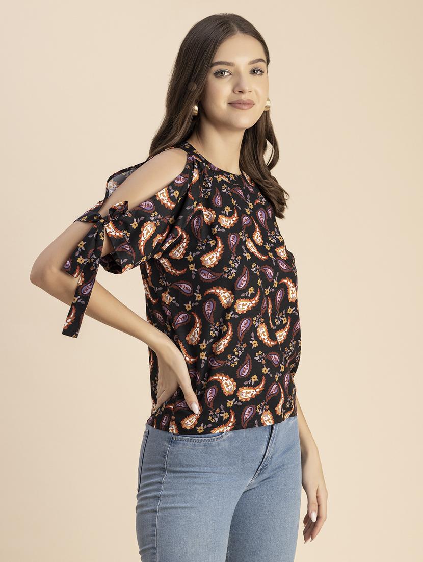 black printed detailed regular top - 20848812 - Standard Image - 2