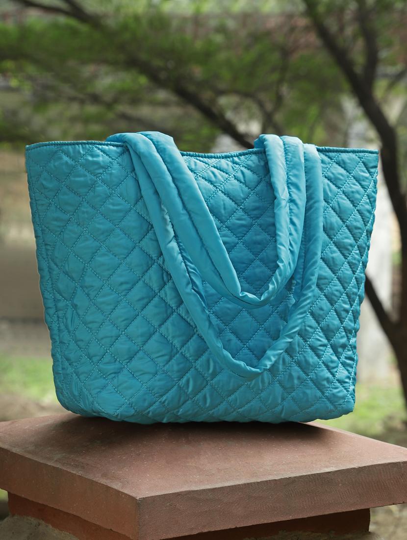 blue quilted regular tote - 20850251 - Zoom Image - 0