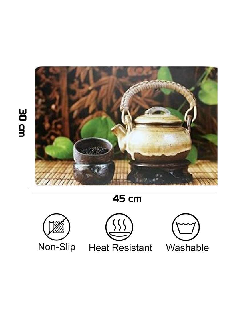 printed placemats for dining table and kitchen - 20853434 -  Standard Image - 2