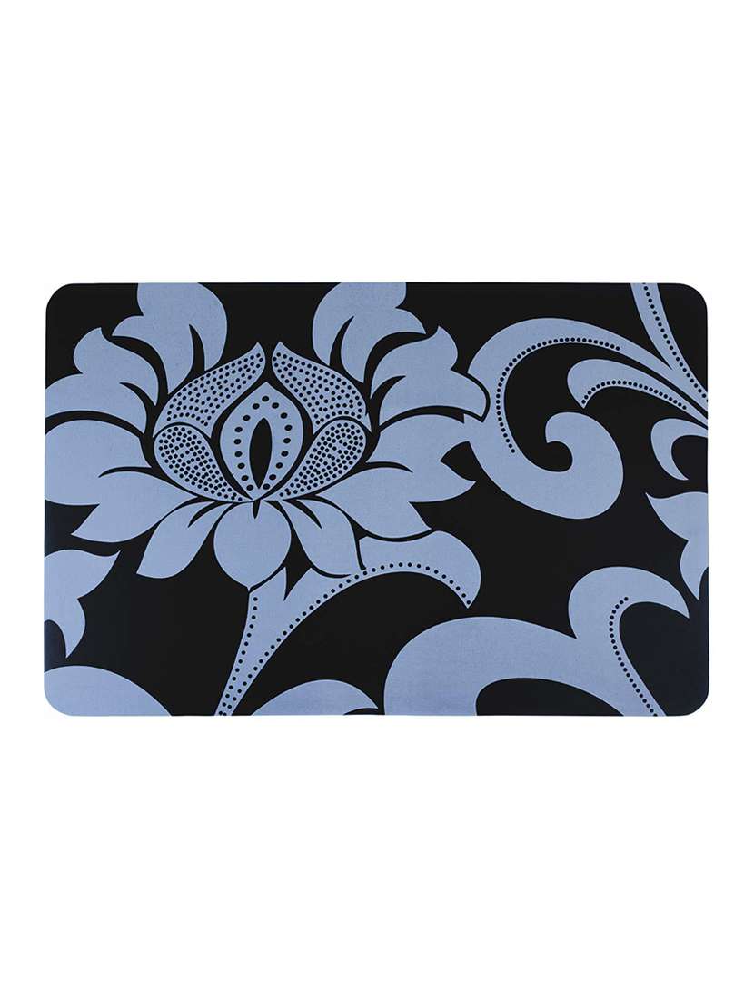 printed placemats for dining table and kitchen - 20853515 -  Standard Image - 2