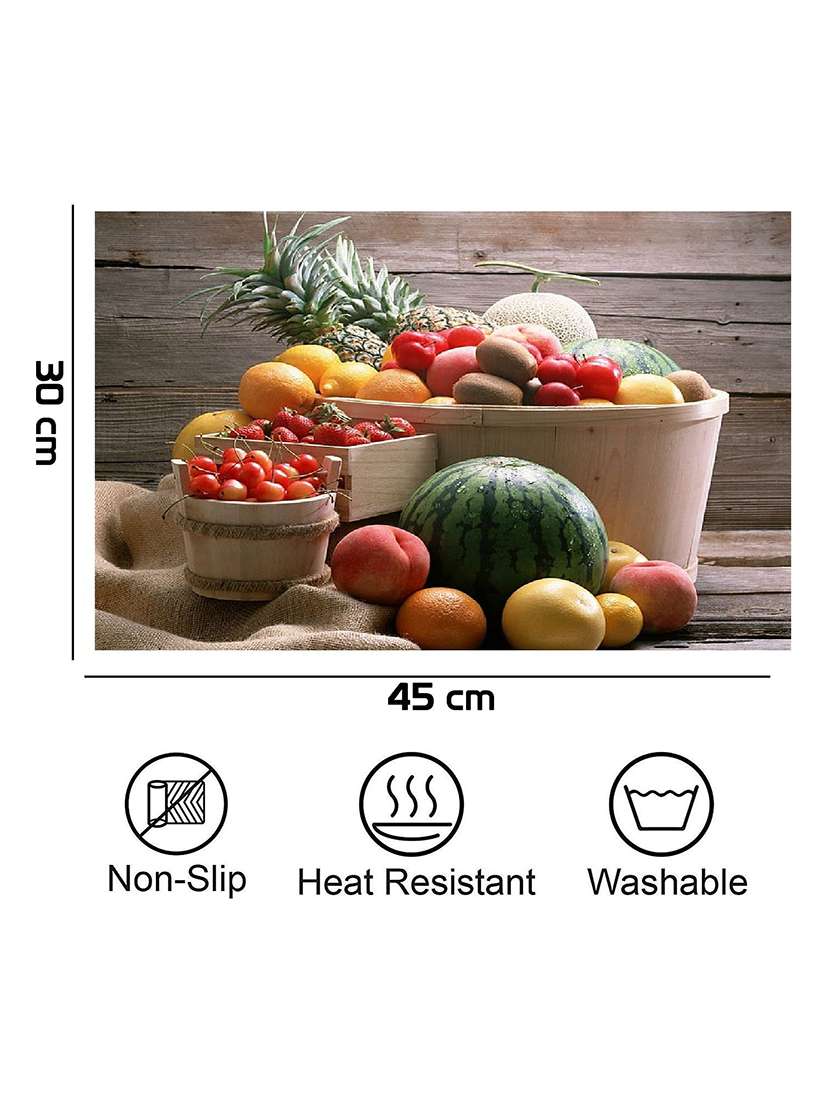 printed placemats for dining table and kitchen - 20853600 -  Standard Image - 2