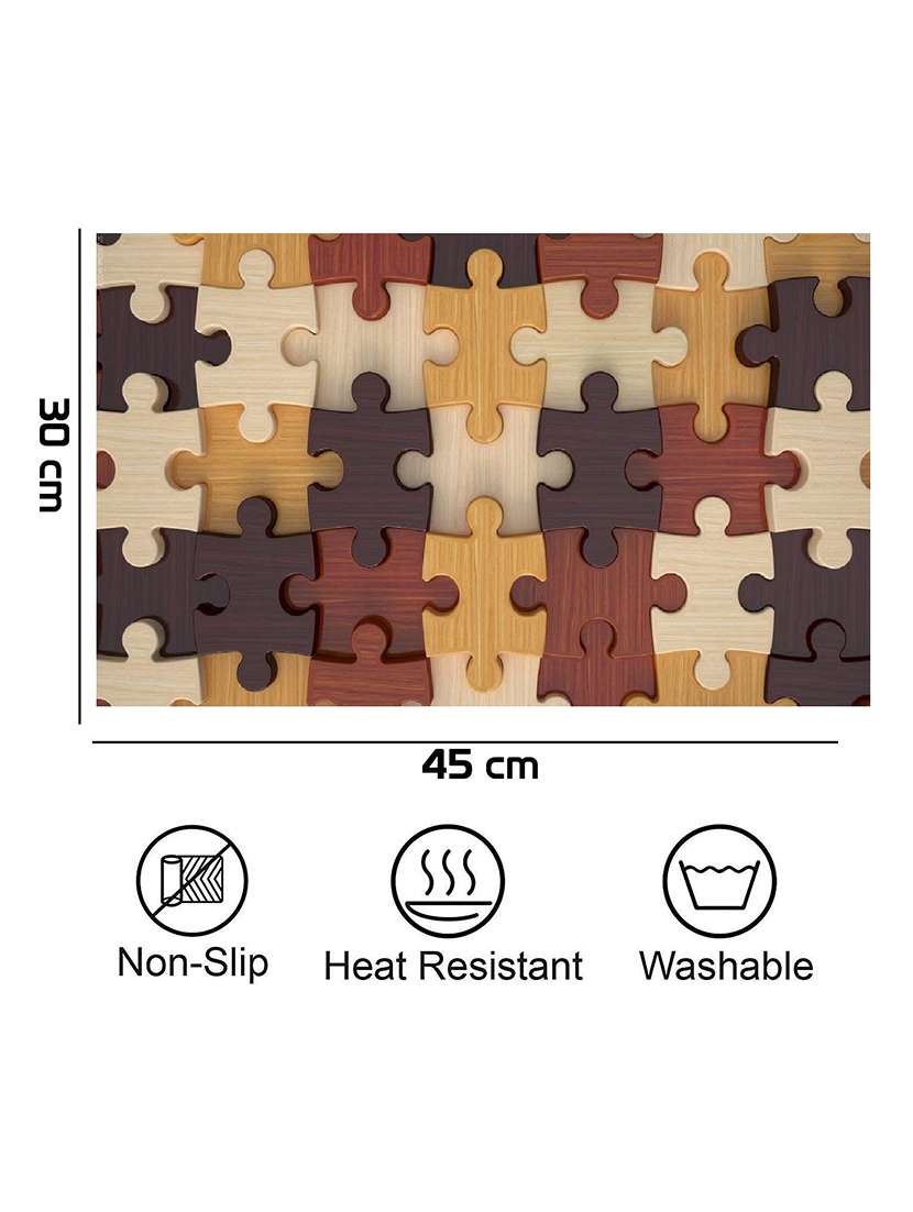 printed placemats for dining table and kitchen - 20853650 -  Standard Image - 2