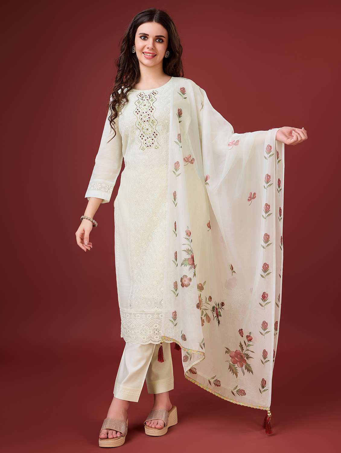 women three quarter sleeve kurta pant with dupatta set