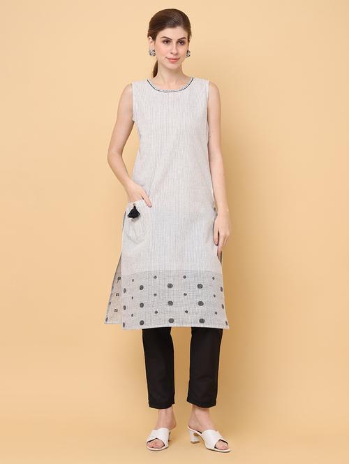 women white round neck straight kurta - 20878553 -  Standard Image - 0