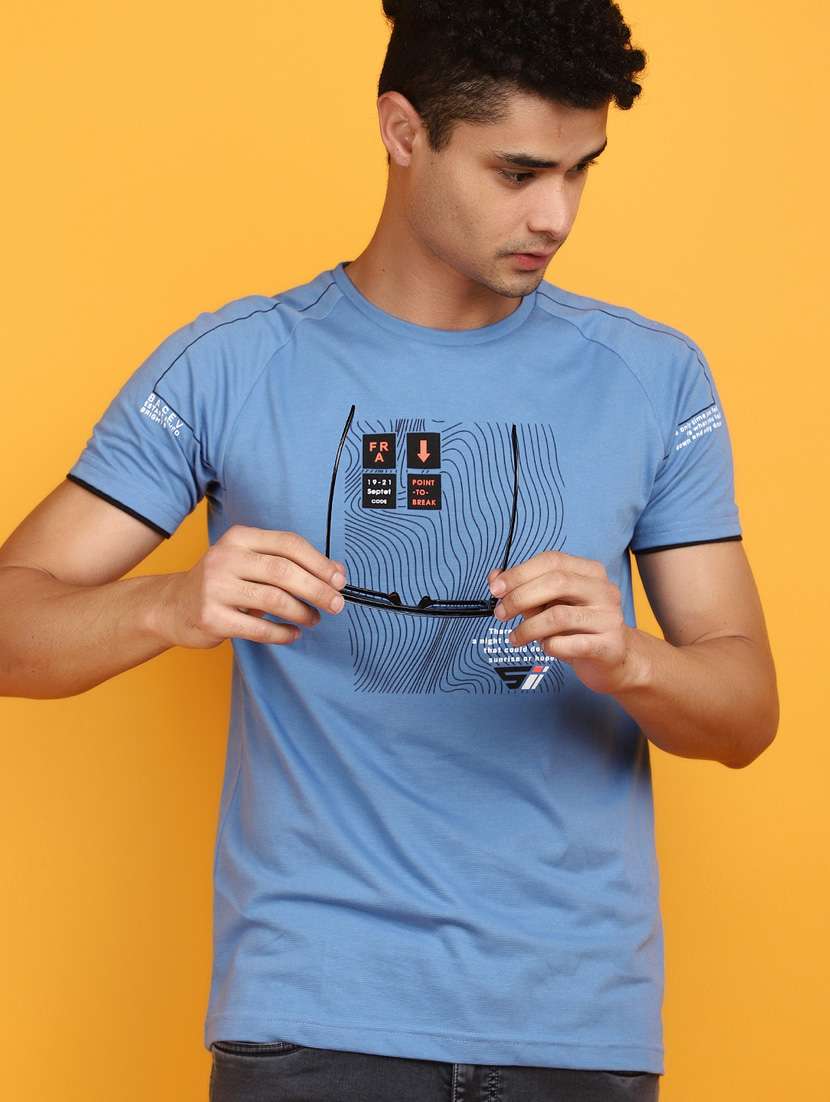 men round neck front printed t-shirt