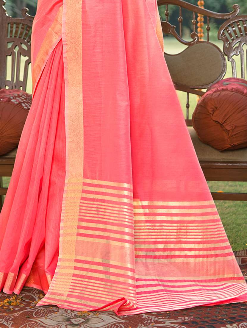 women solid with bordered saree - 20881686 - Standard Image - 2
