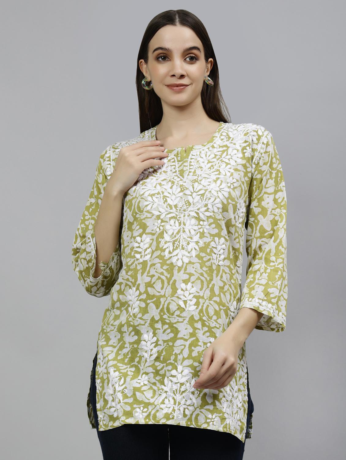 women three quarter sleeve straight kurti - 20884753 - Zoom Image - 0