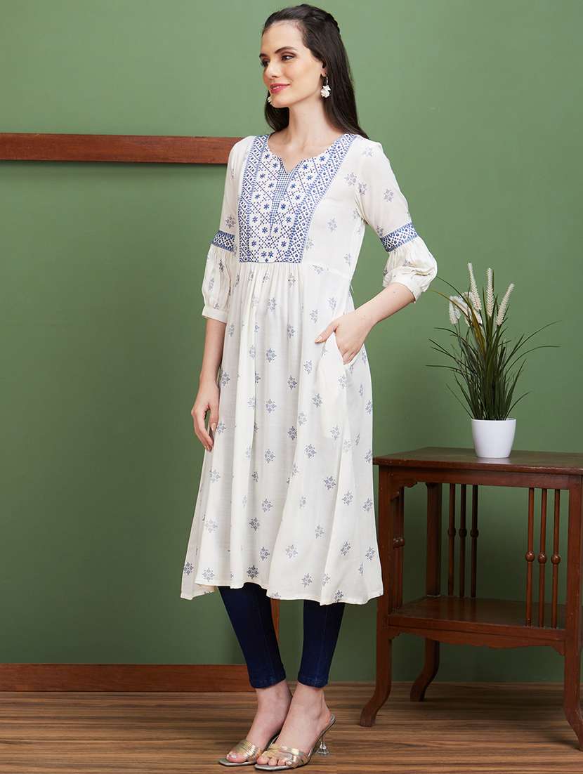 women white notch neck a-line kurta
