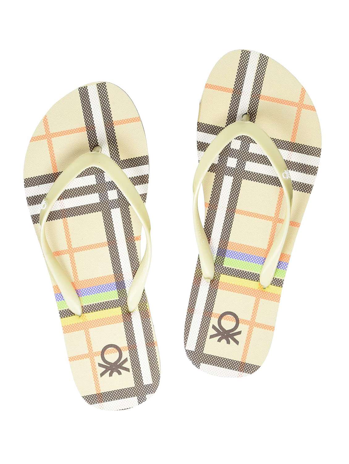 women checkered flip flop