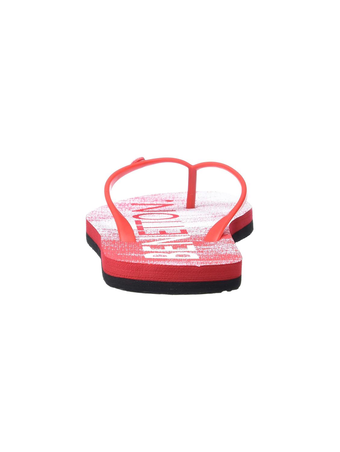 red typogrpahic flip flops - 20889541 - Standard Image - 2