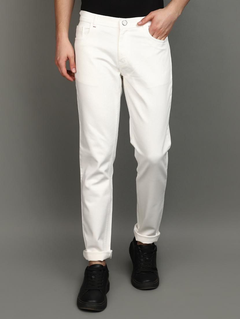 men mid rise solid chinos