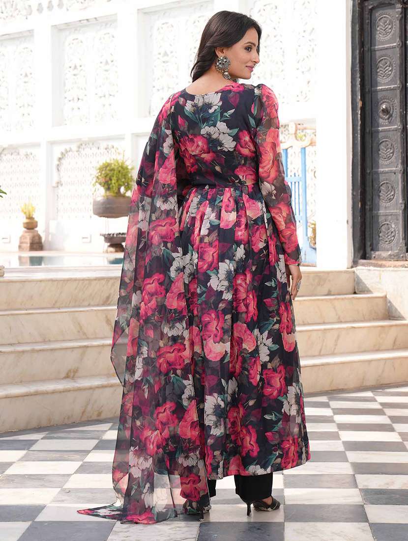 women black floral printed kurta pant set with dupatta - 20893339 -  Standard Image - 2