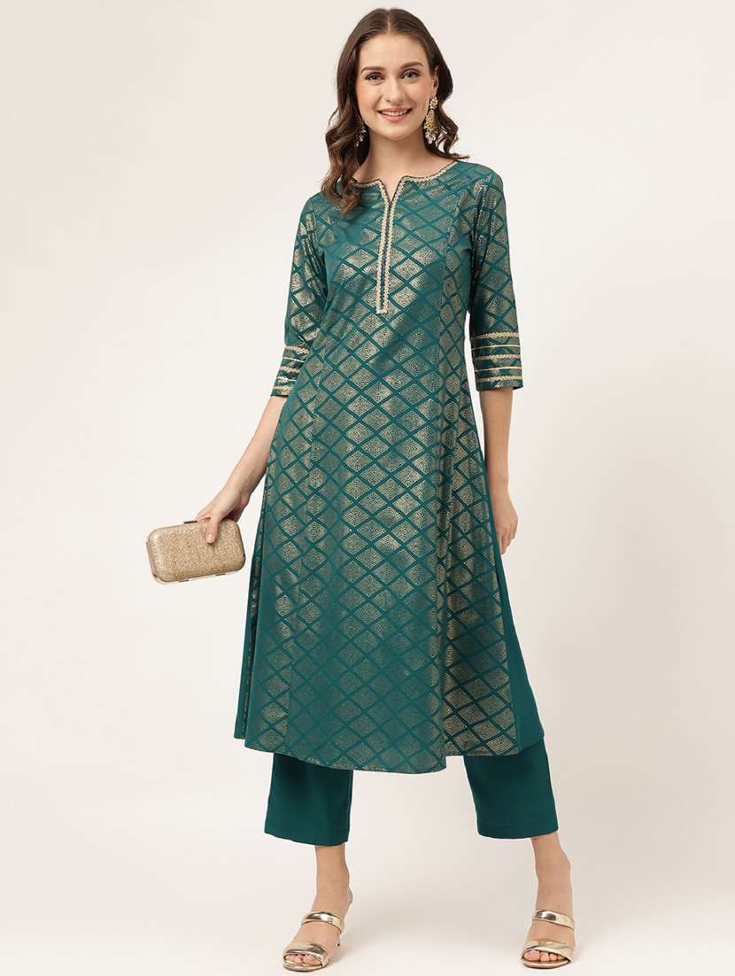 women green notch neck kurta pant set