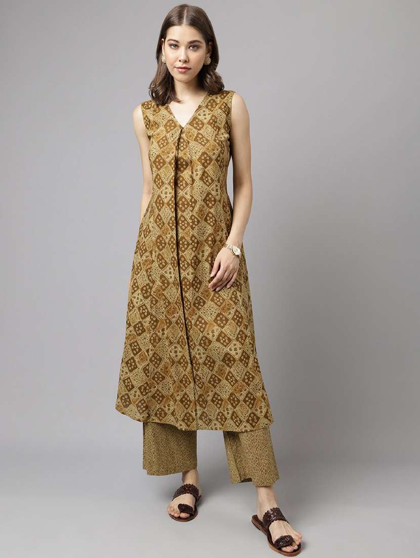 women mustard v neck kurta palazzo set 