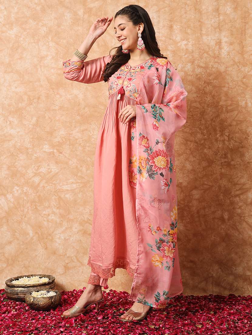 pink embroidered kurta pant with dupatta - 20912014 -  Standard Image - 2