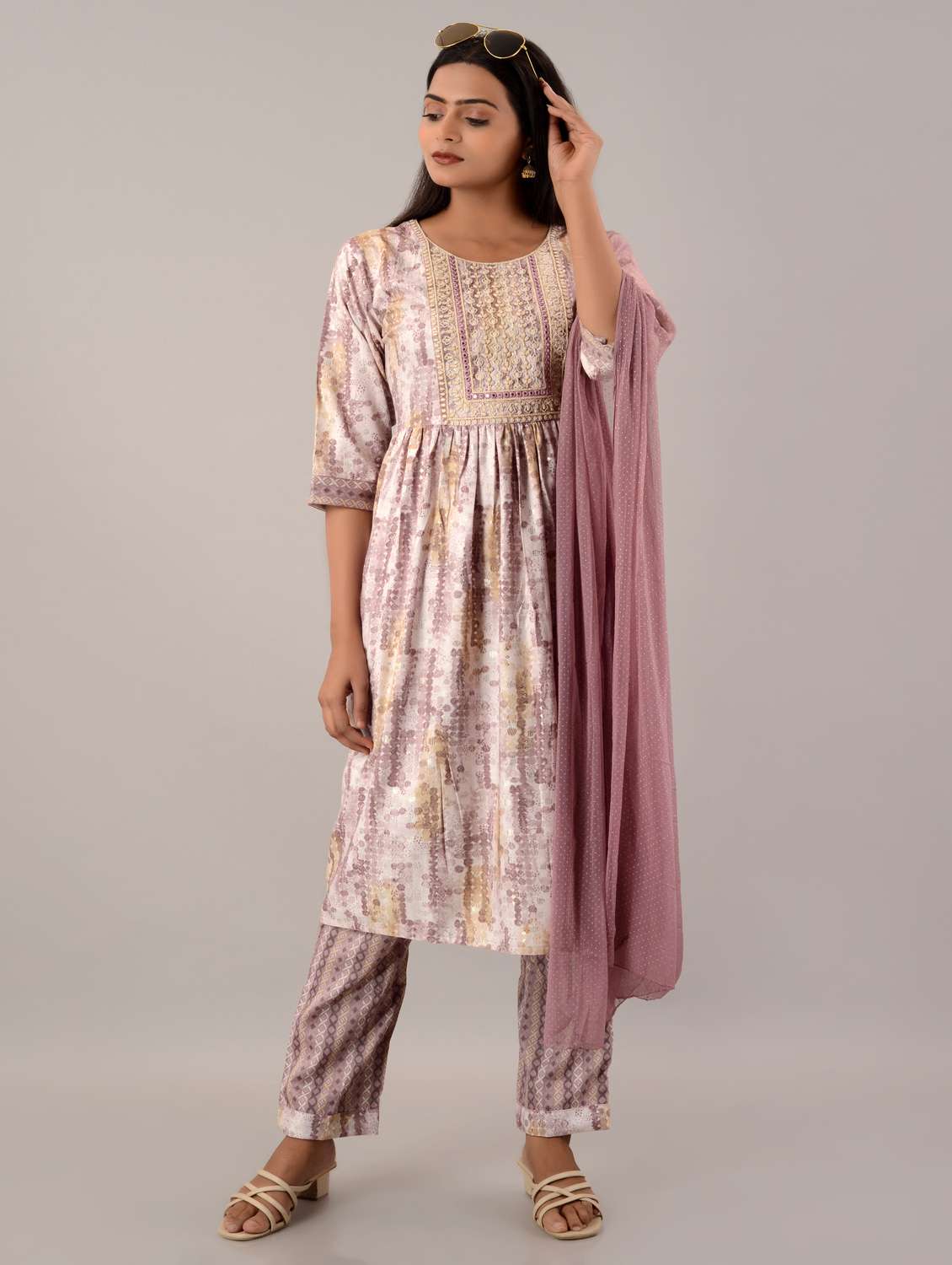 women pink round neck kurta pant set with dupatta - 20912149 -  Standard Image - 2