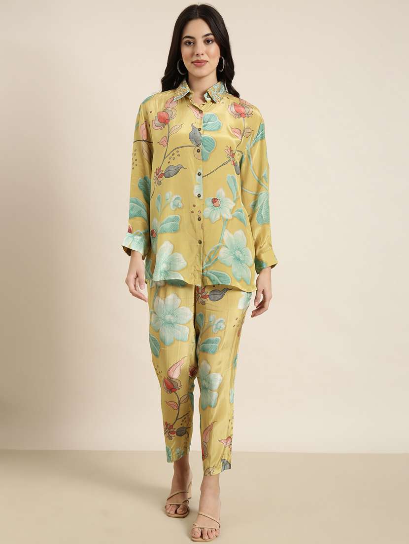 women green floral printed shirt and trouser co-ord set