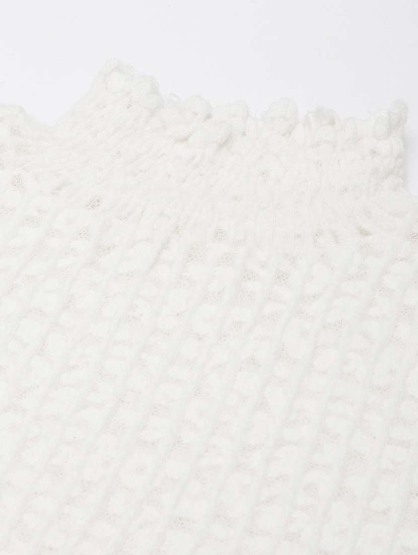 white self design detailed top - 20928888 -  Standard Image - 7