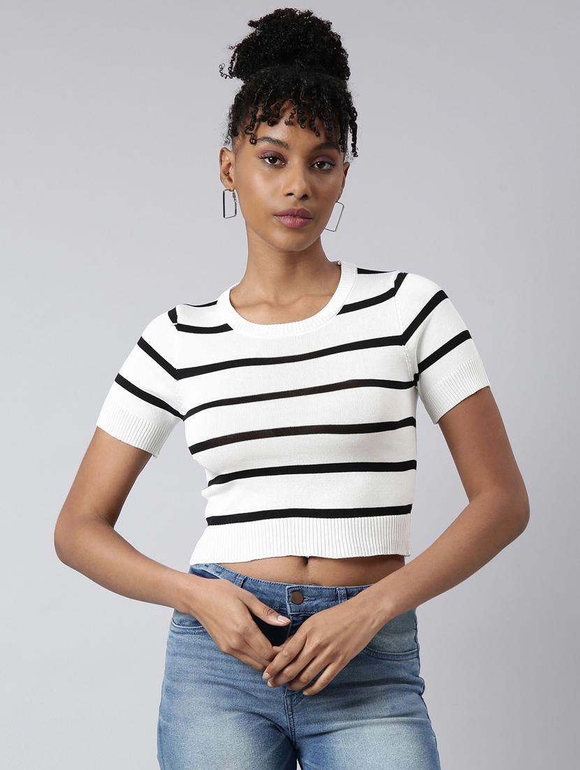 women round neck striped crop top - 20928911 - Zoom Image - 0