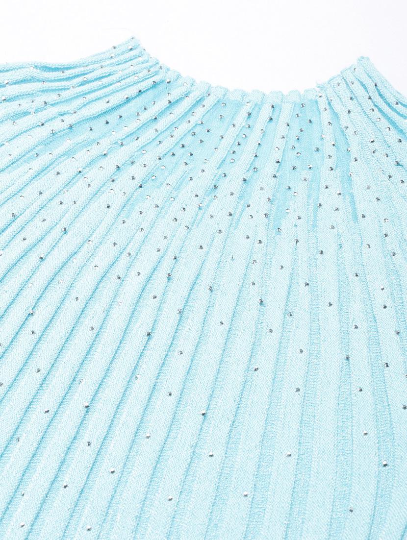 turquoise blue self design detailed top - 20928922 - Standard Image - 7