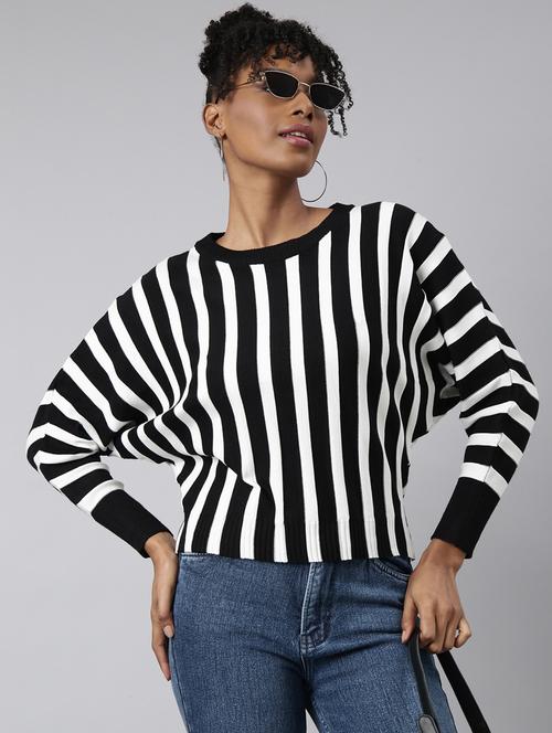 women striped round neck top - 20928934 - Standard Image - 0